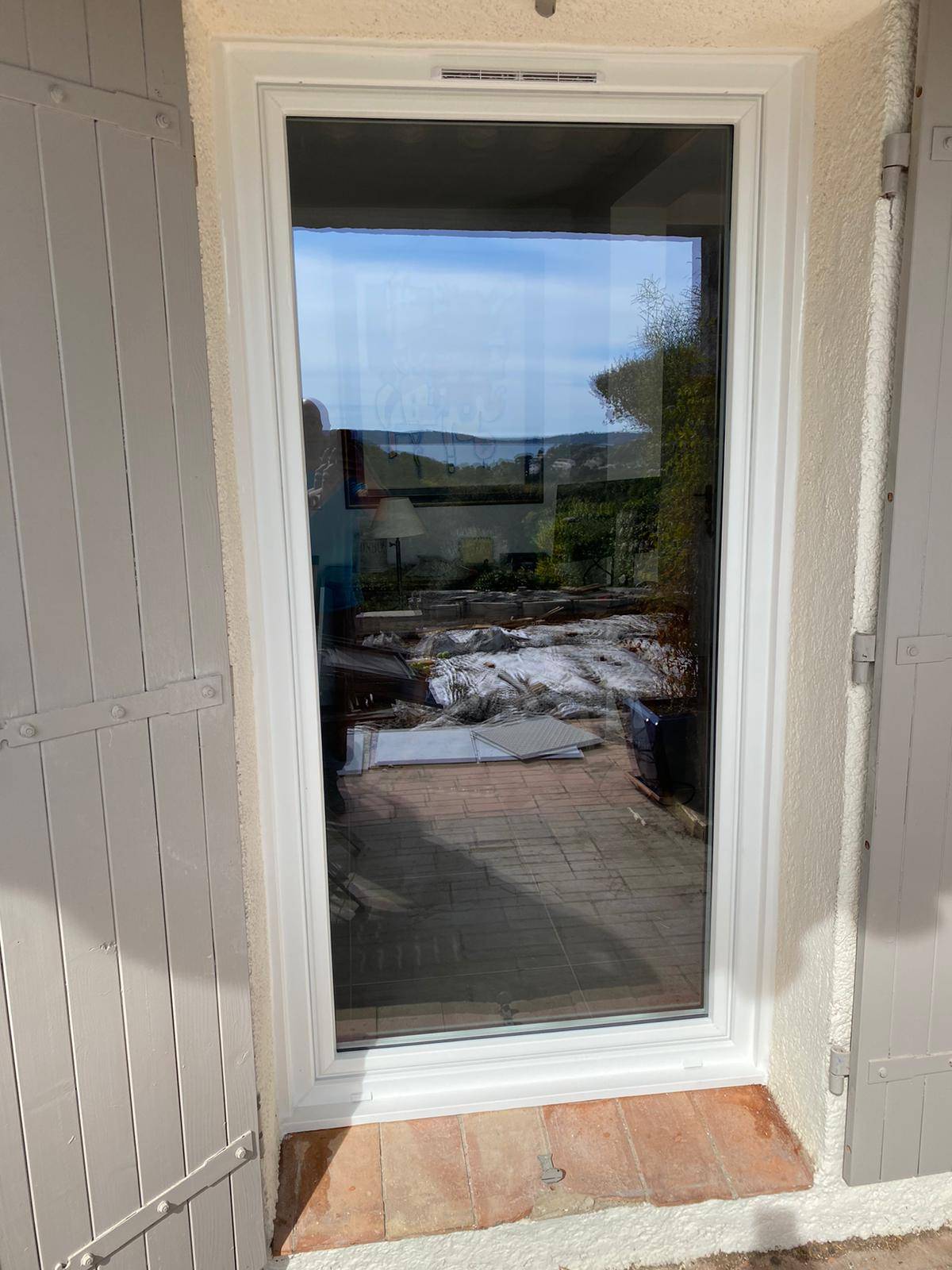 Porte-fenêtre en PVC à Sainte-Maxime 