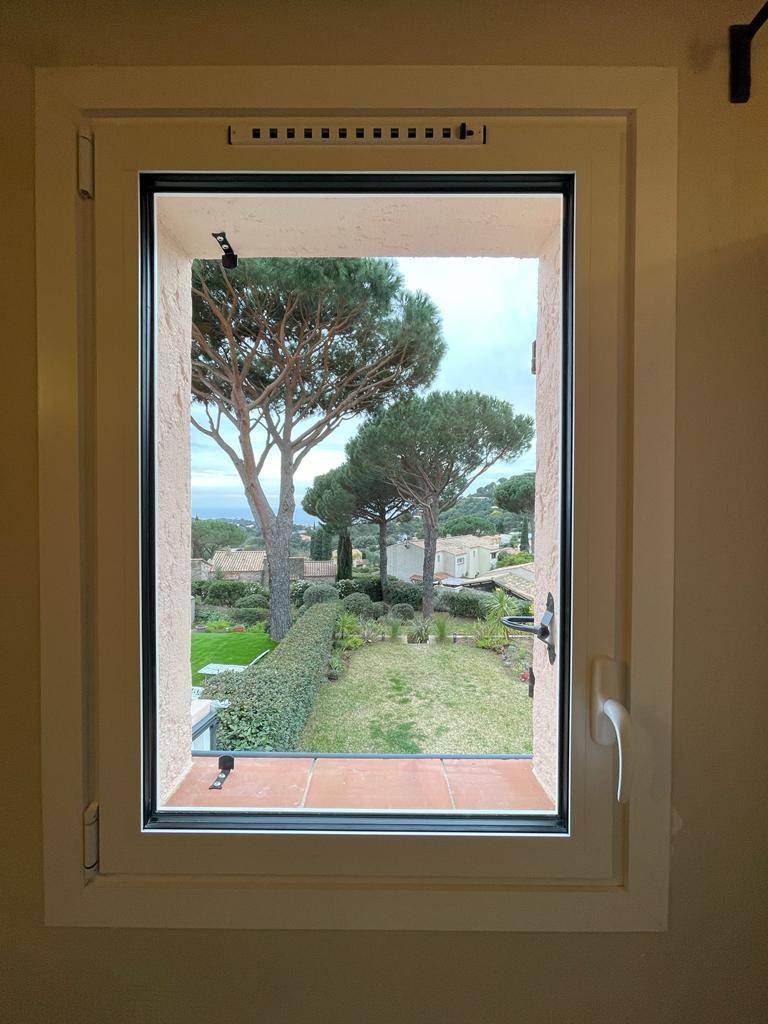 Fenêtre aluminium gamme allure 