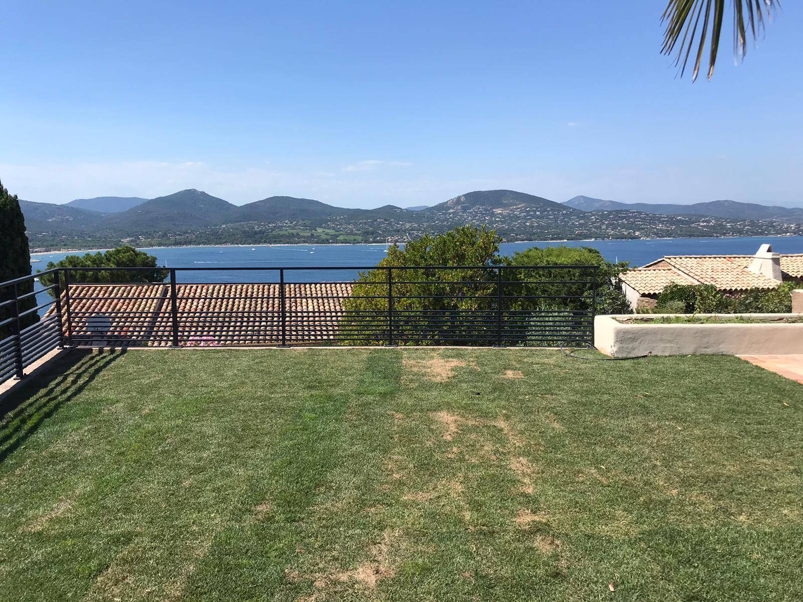 Garde-corps aluminium à Gassin