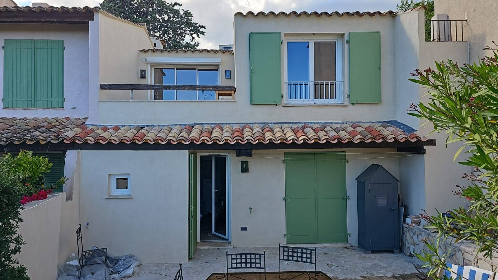 Volets battants en aluminium à Sainte-Maxime