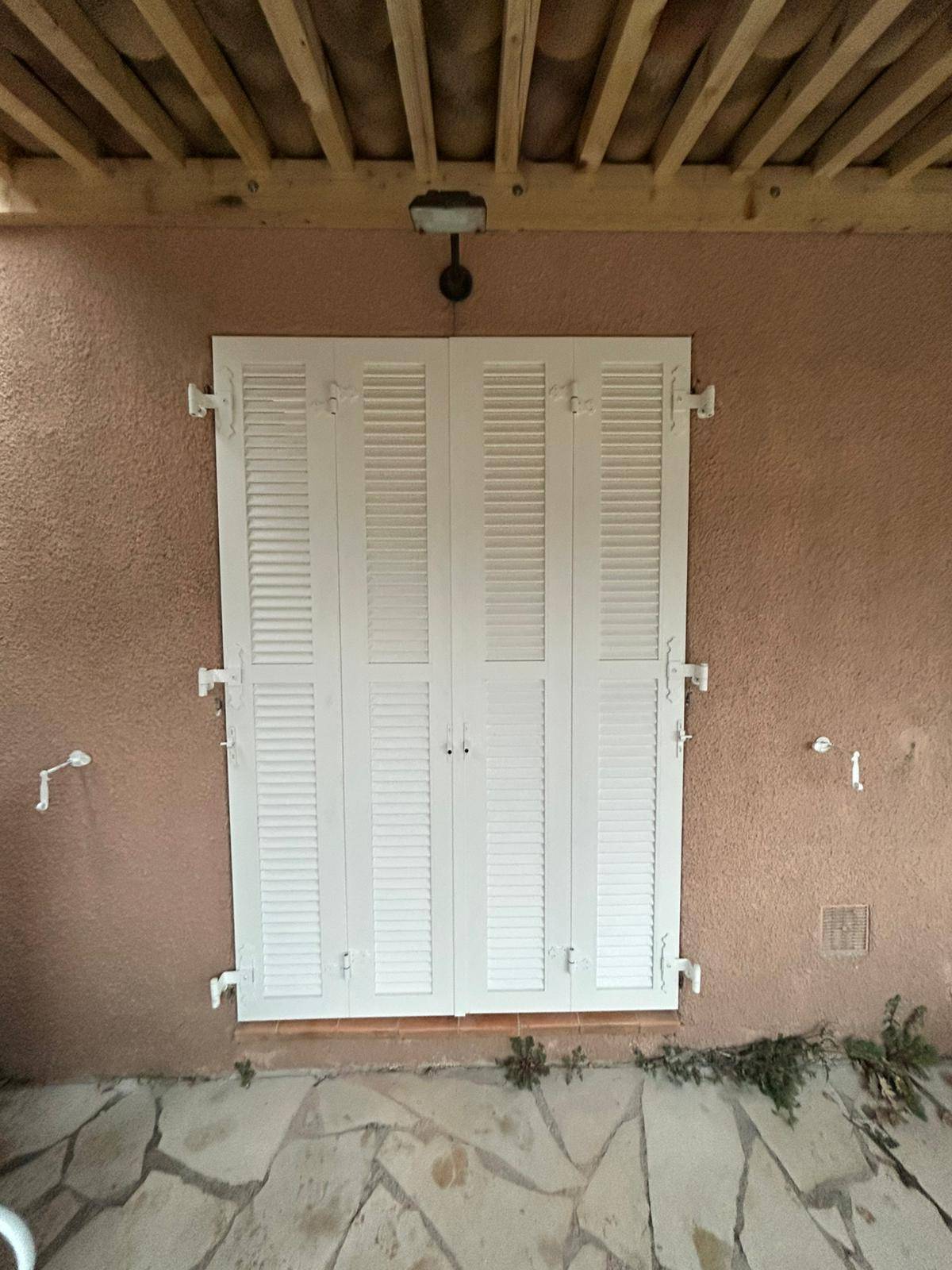 Volet battant en aluminium 4 vantaux à Cogolin