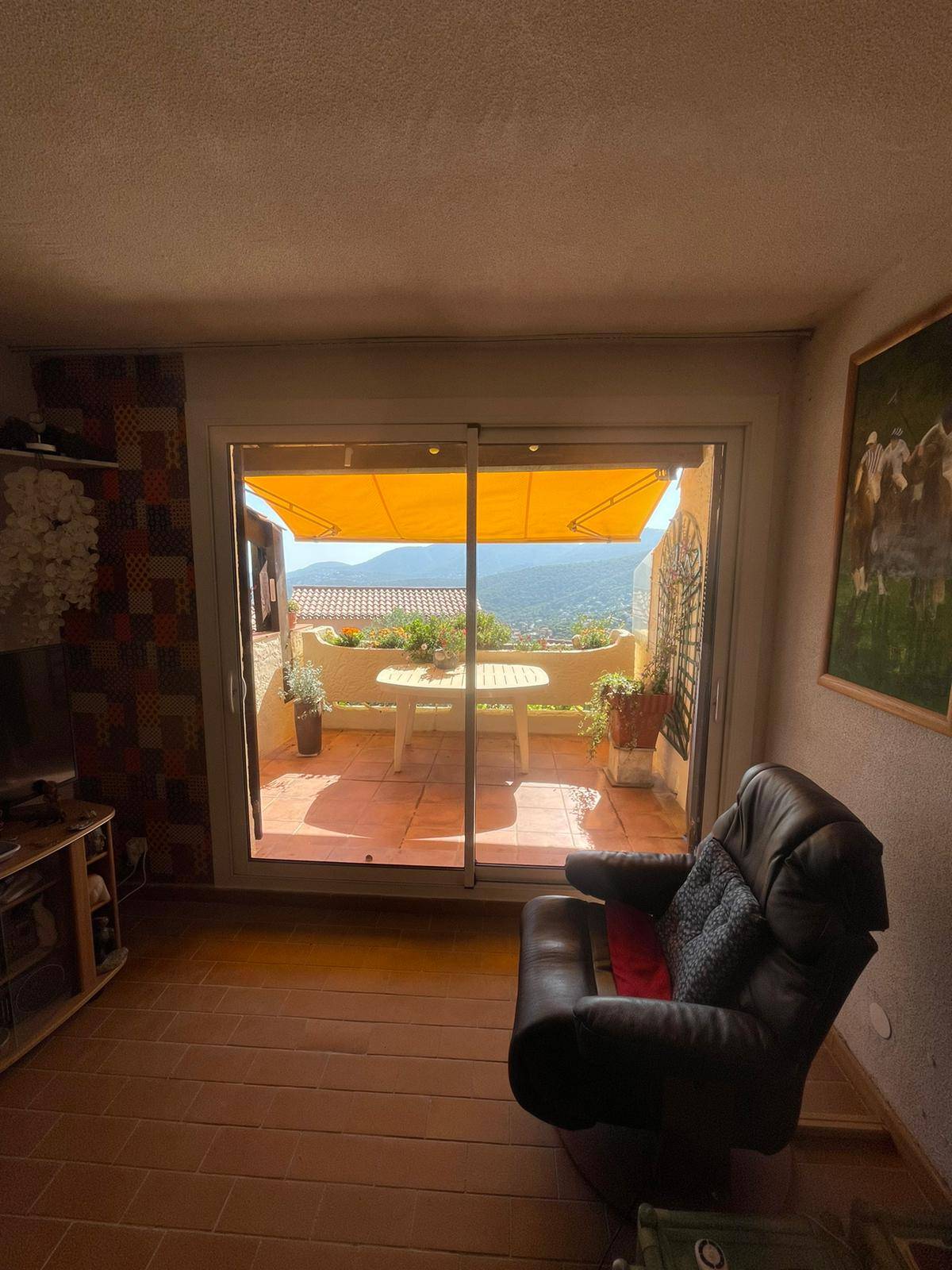 pose en rénovation d'un coulissant 2 vantaux à la Croix-Valmer