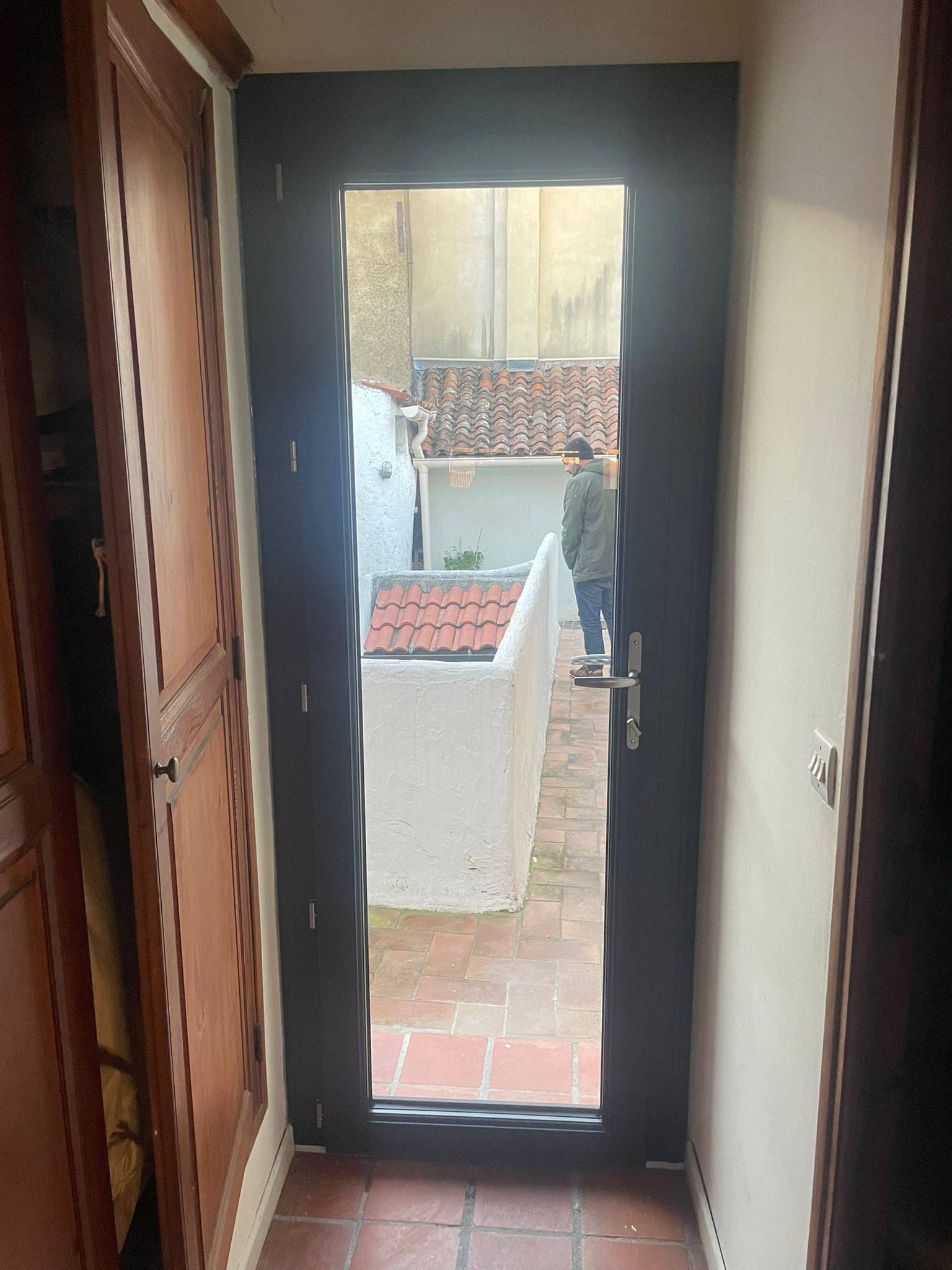 Porte-fenêtre en PVC à Cogolin