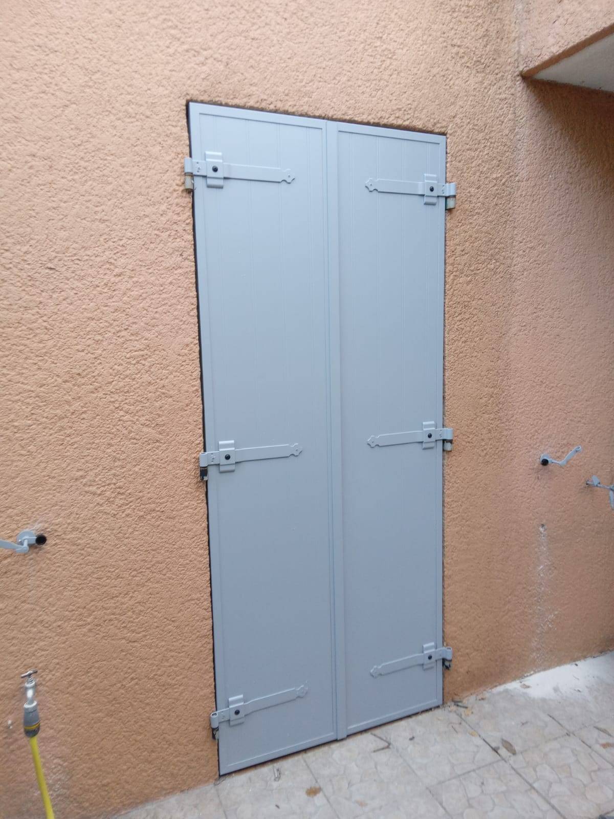 Volet isolant en aluminium à Grimaud 