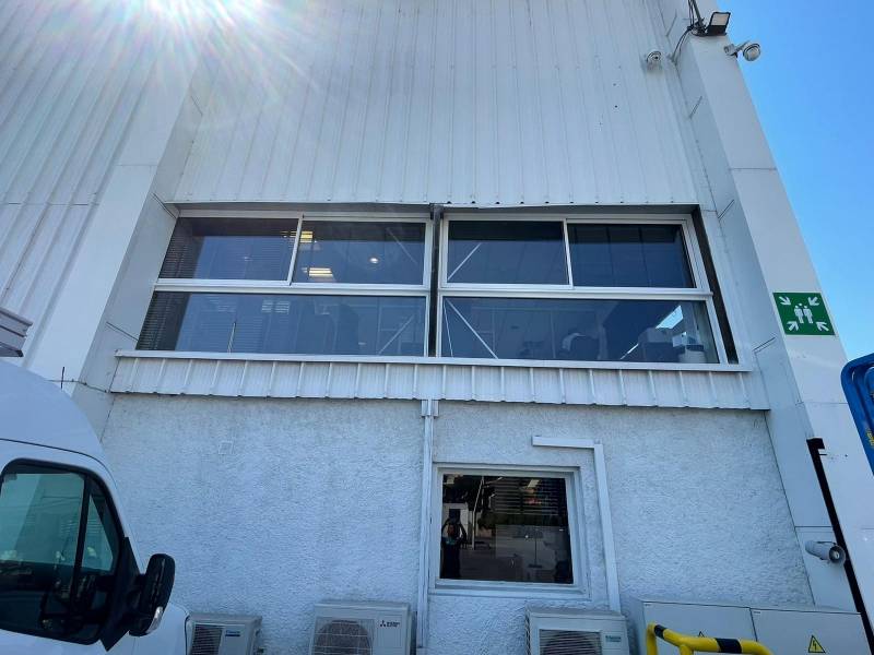 Coulissants 2 vantaux sur allège fixe vitrée aux Marines de Cogolin 