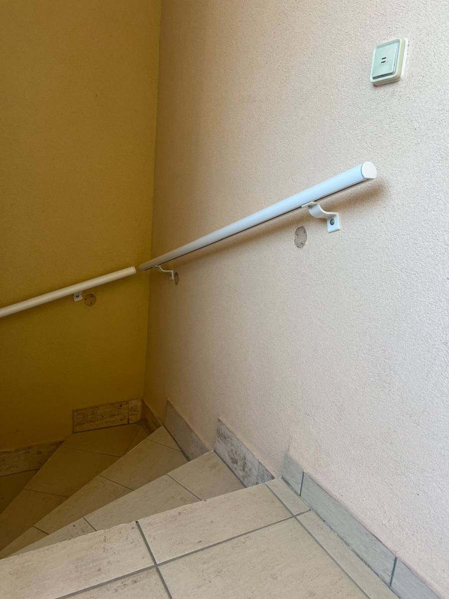 Main courante en aluminium ronde 