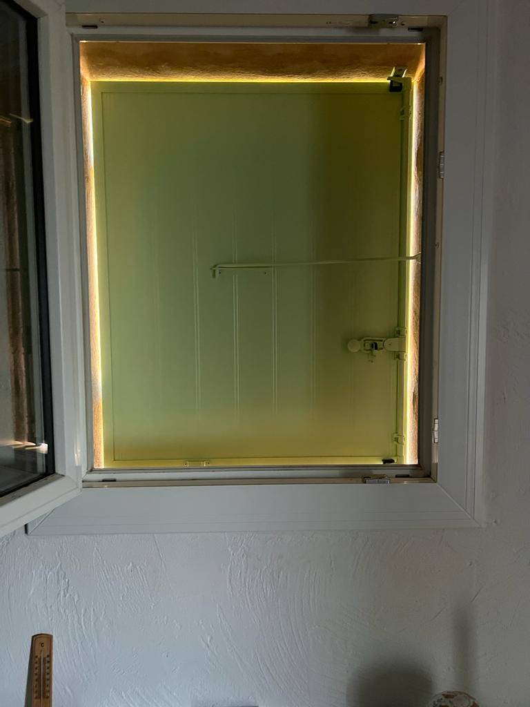 Remplacement de volets battants en rénovation sur la commune de la Croix-Valmer dans le Golfe de Saint-Tropez